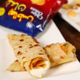 جباتي بطاطس عمان مع البيض
